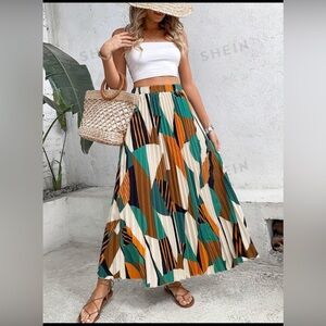 SHEIN Holidaya Geo Print Pleated Skirt Maxi Vacation Beach Outfits Women